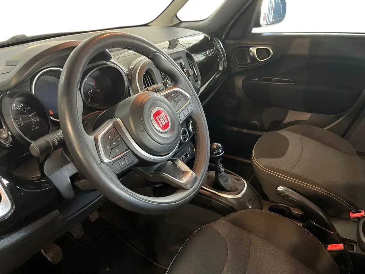 Fiat 500L usata a Bari (7)