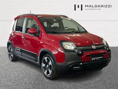 Fiat Pandina 1.0 firefly hybrid s&s 70cv del 2025 usata a Bari