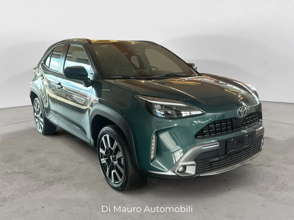 Toyota Yaris Cross nuova a Napoli