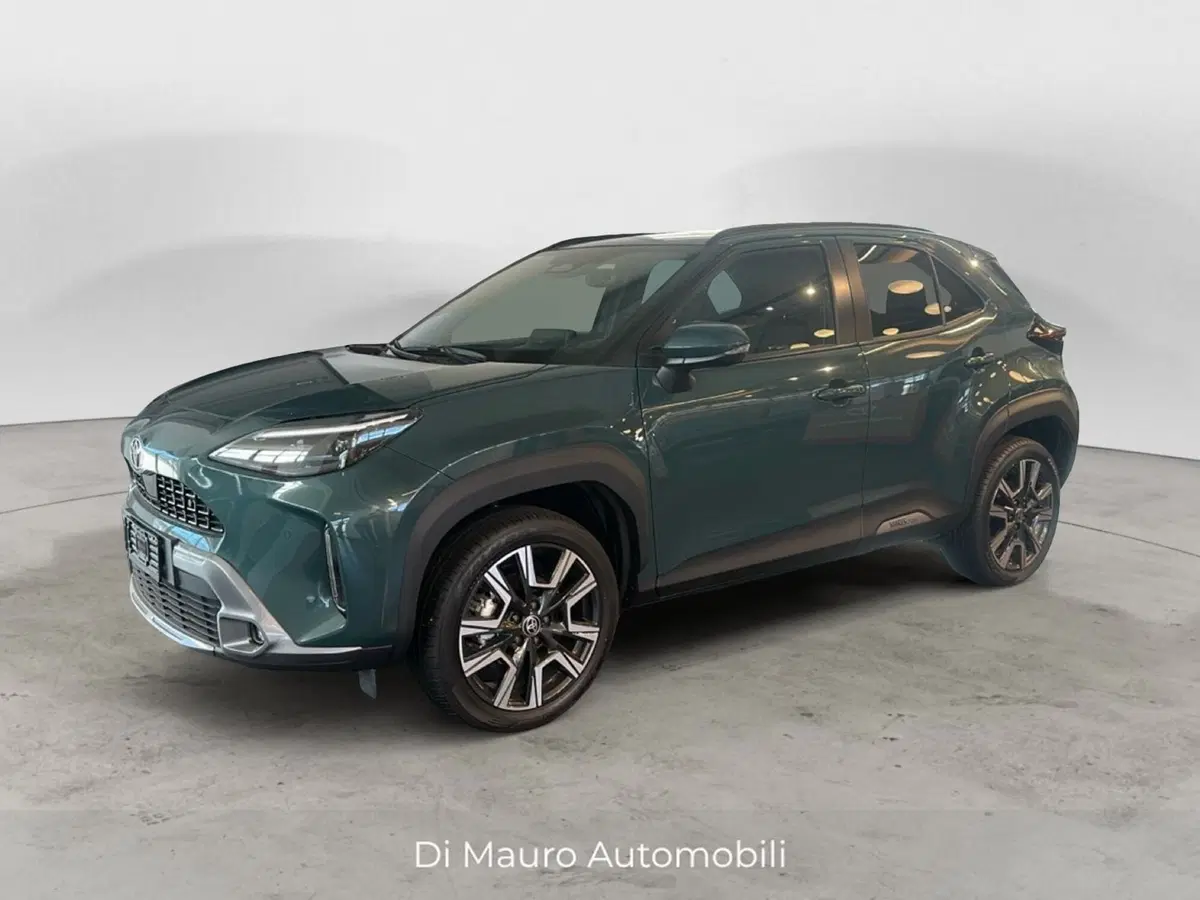 Toyota Yaris Cross nuova a Napoli (6)