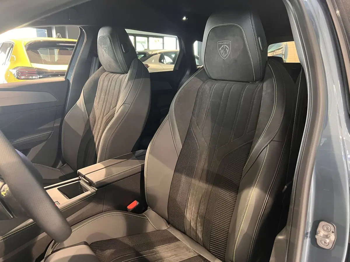 Peugeot 308 SW nuova a Bari (13)