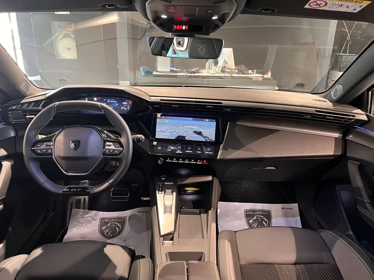Peugeot 308 SW nuova a Bari (16)