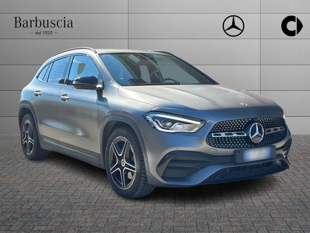 Mercedes-Benz GLA SUV usata a Pescara (2)
