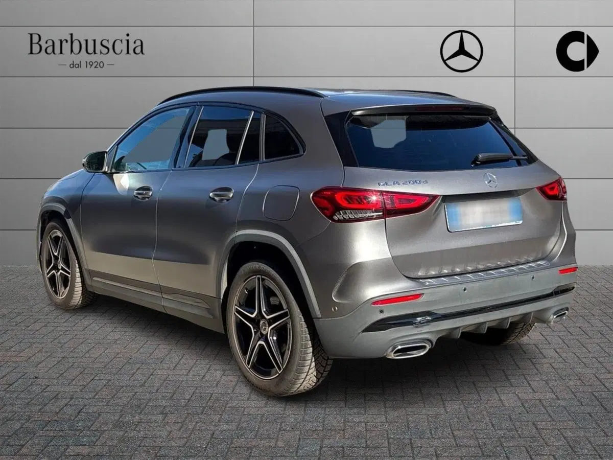 Mercedes-Benz GLA SUV usata a Pescara (4)