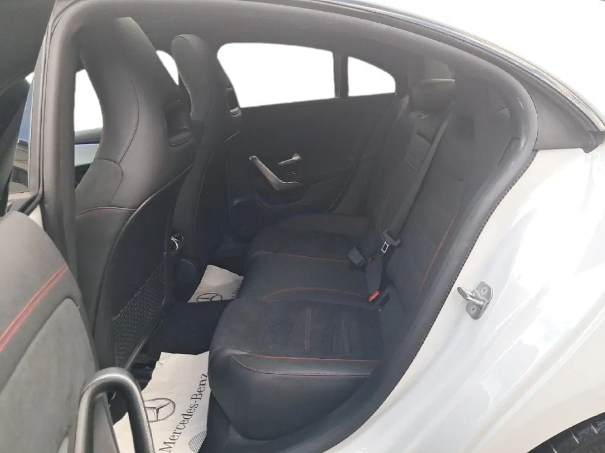Mercedes-Benz CLA Shooting Brake usata a Salerno (11)