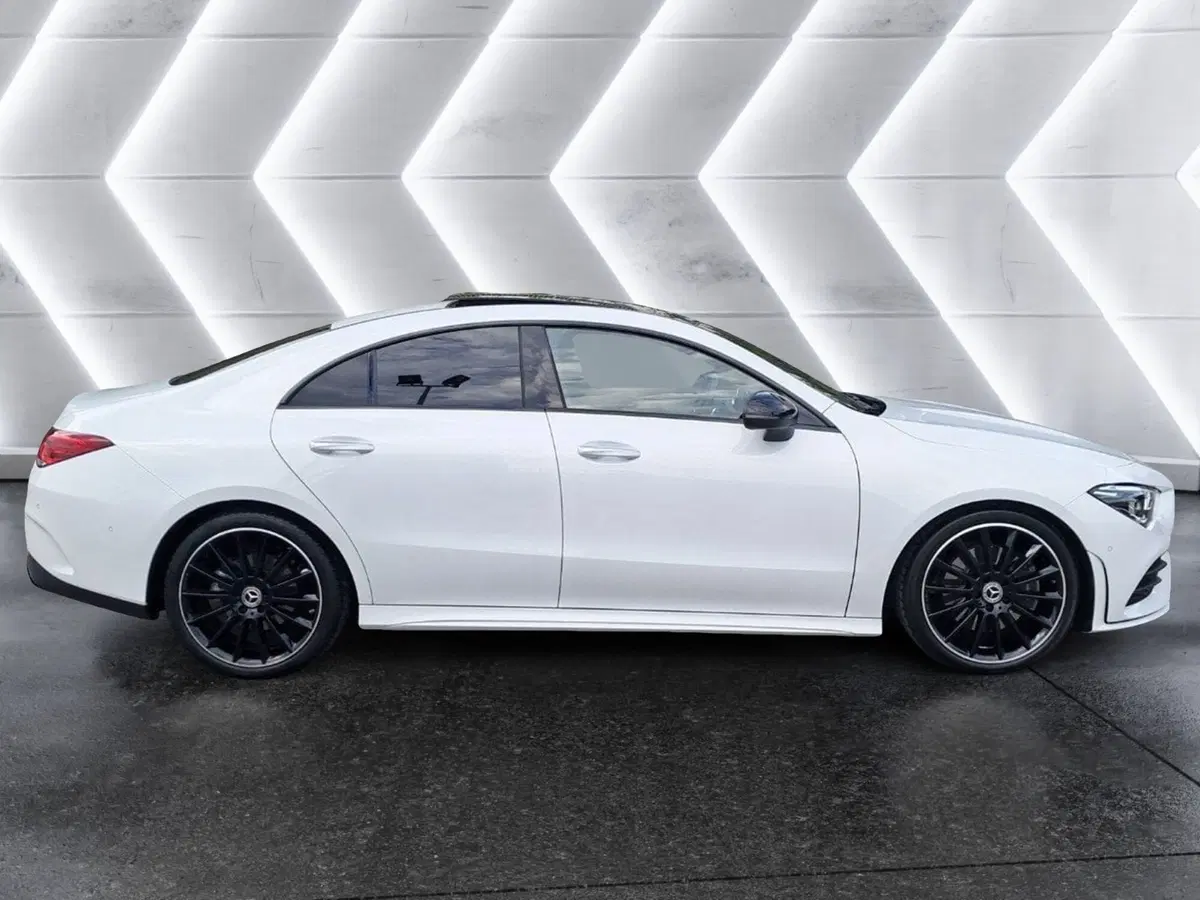 Mercedes-Benz CLA Shooting Brake usata a Salerno (3)