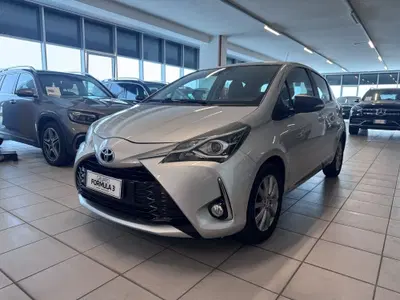 Toyota Yaris 1.0 5 porte Active del 2017 usata a Messina