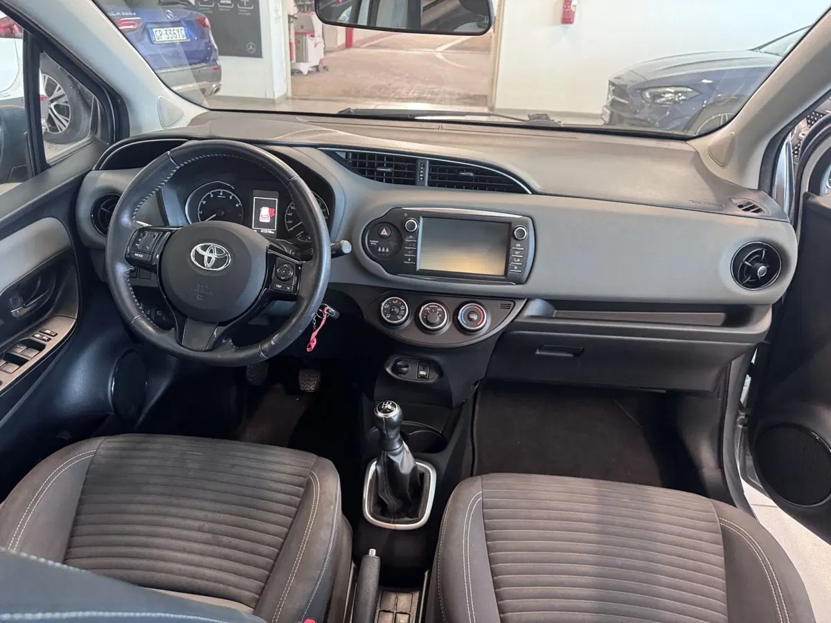 Toyota Yaris usata a Messina (11)