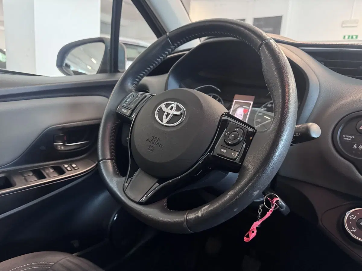 Toyota Yaris usata a Messina (14)