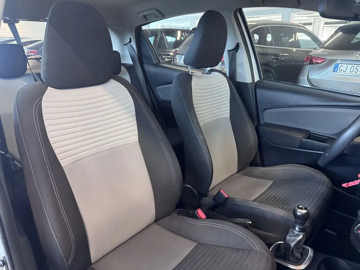 Toyota Yaris usata a Messina (8)