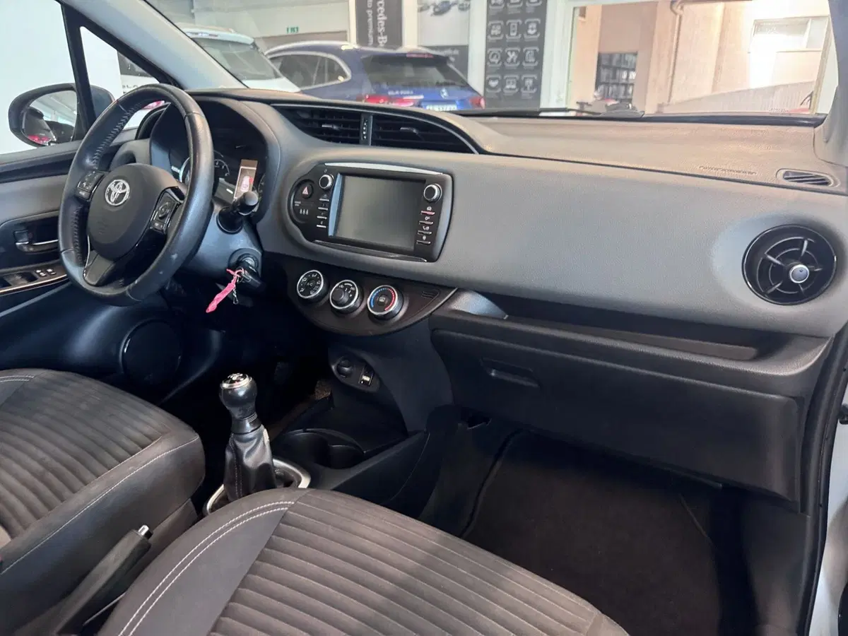 Toyota Yaris usata a Messina (9)