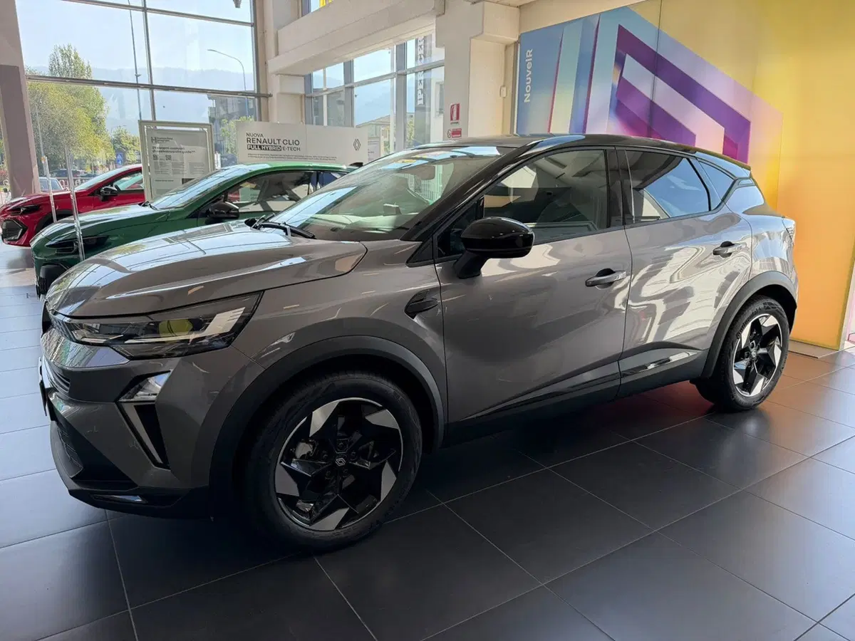 Renault Captur nuova a Brescia (3)