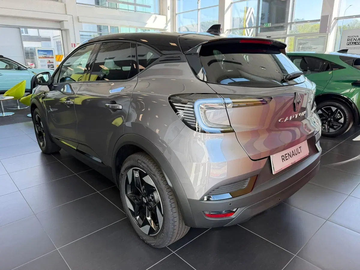 Renault Captur nuova a Brescia (5)