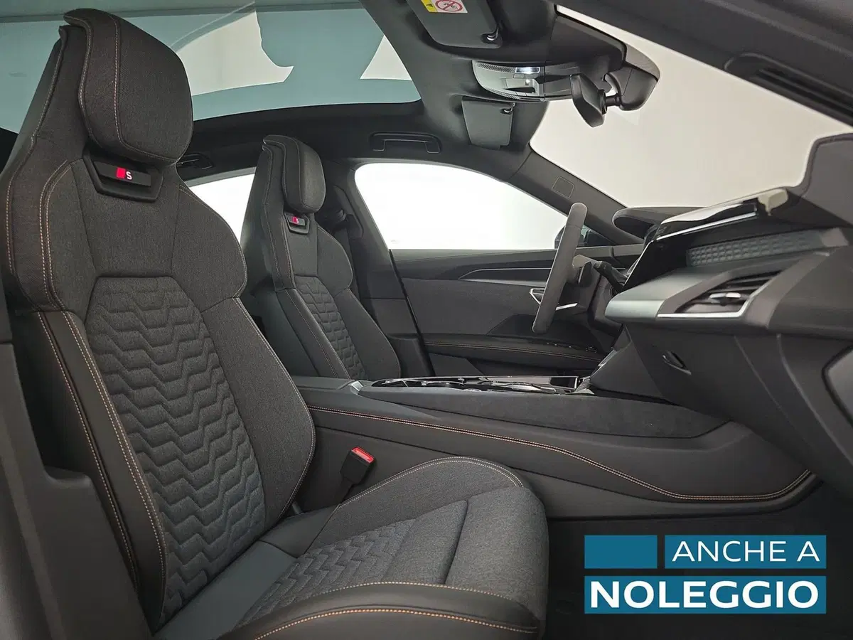 Audi S e-Tron GT usata a Alessandria (14)
