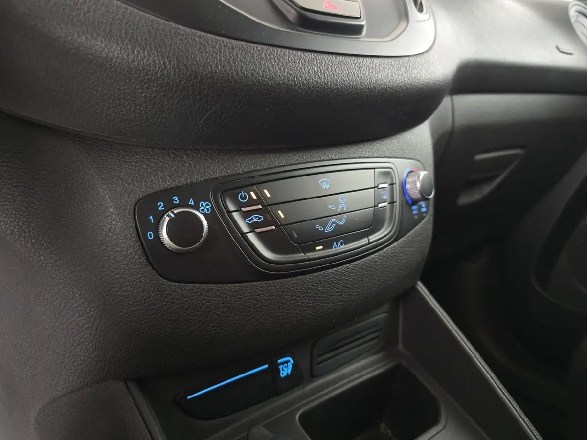 Ford Transit Courier usata a Alessandria (15)