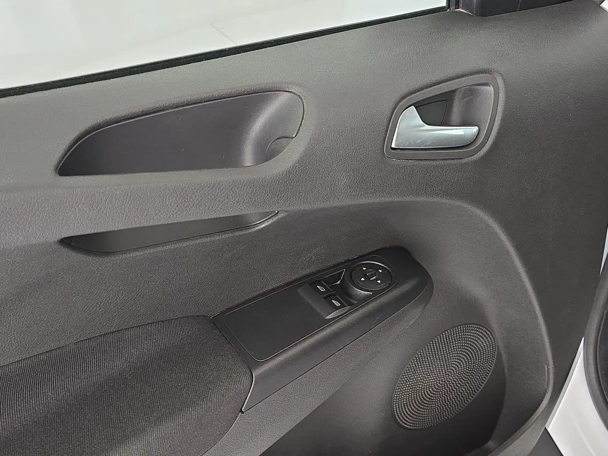 Ford Transit Courier usata a Alessandria (16)
