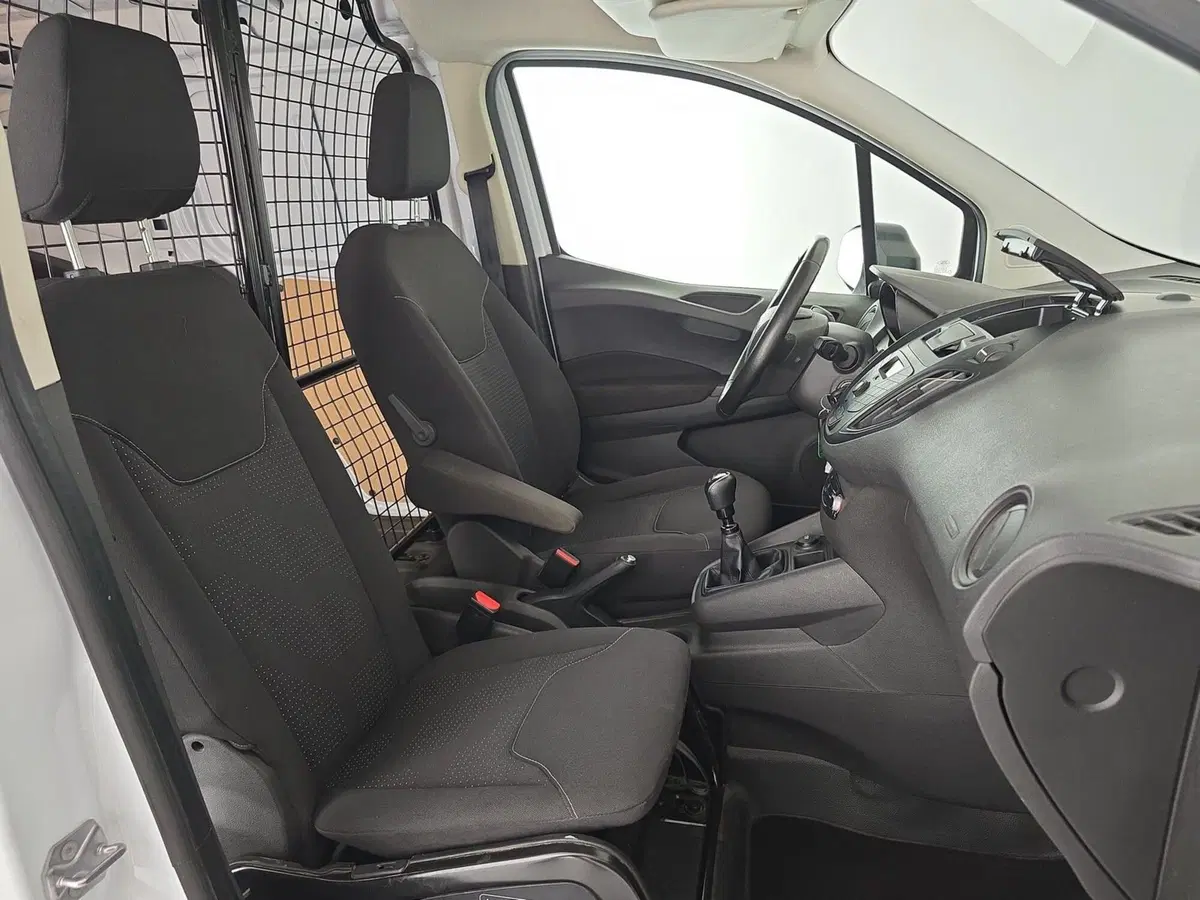 Ford Transit Courier usata a Alessandria (9)