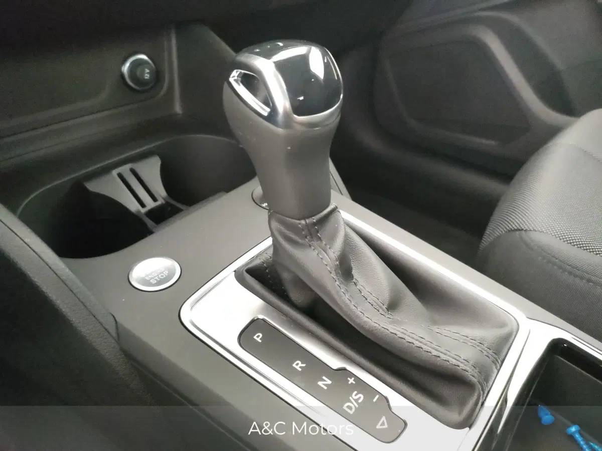 Audi Q2 nuova a Caserta (15)