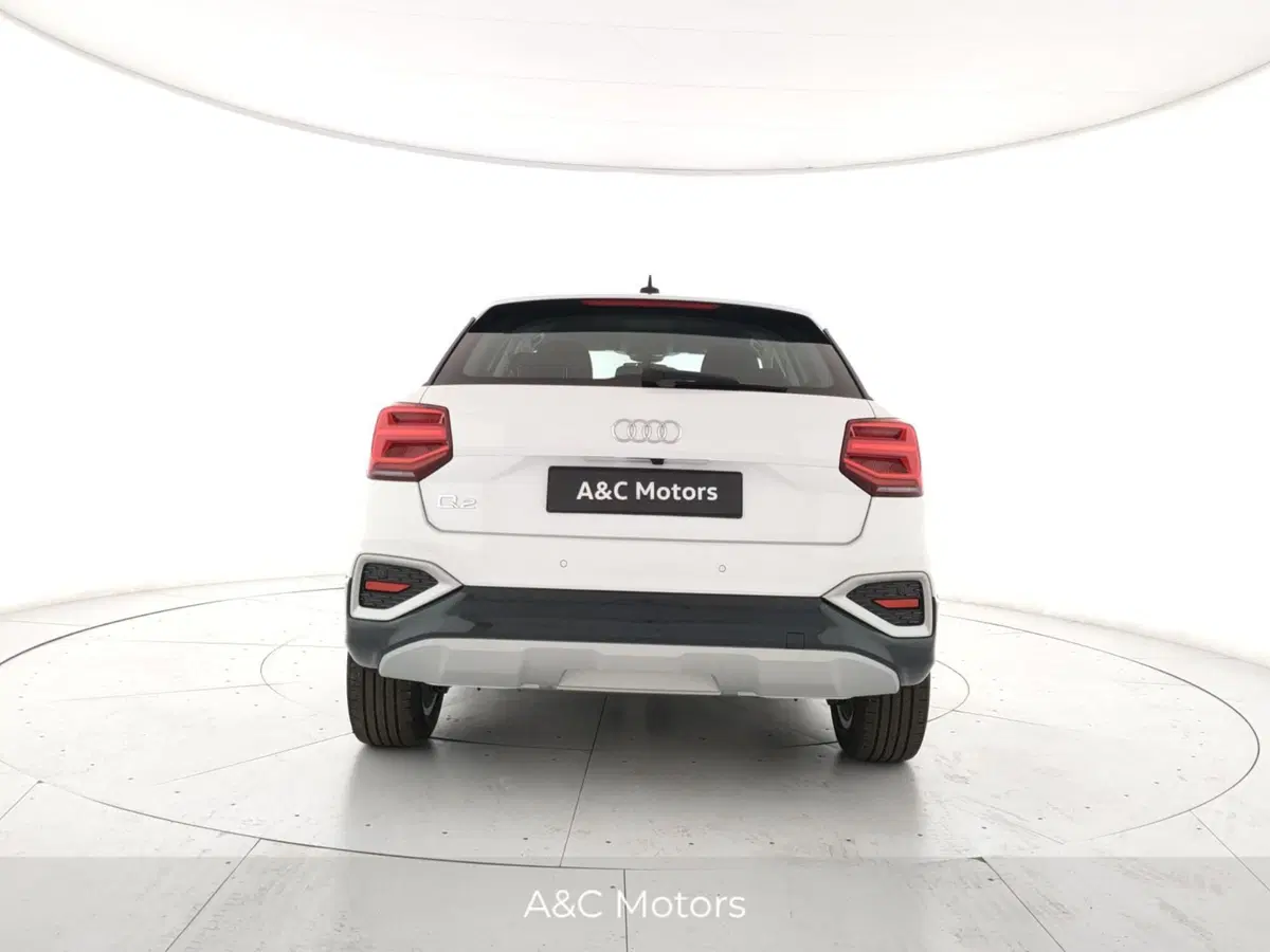 Audi Q2 nuova a Caserta (4)
