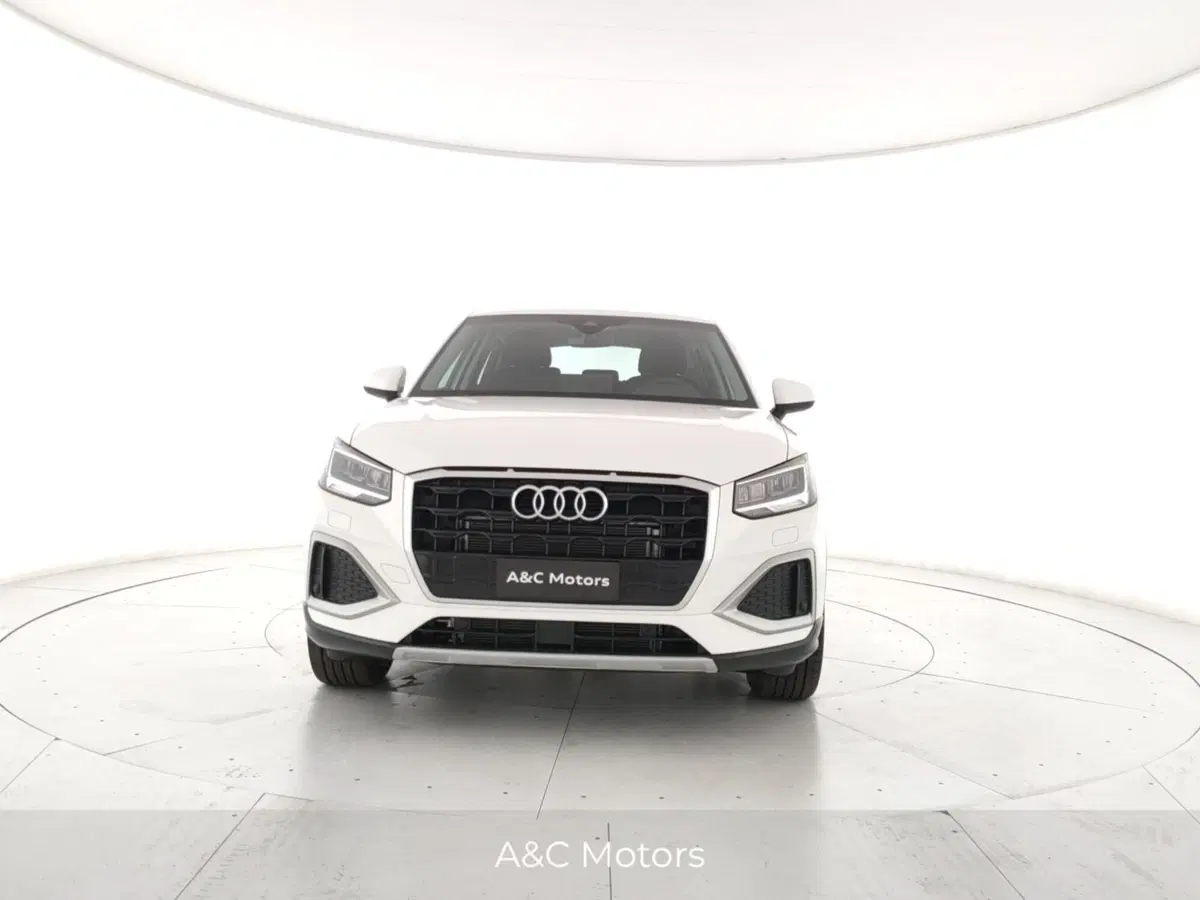 Audi Q2 nuova a Caserta (5)
