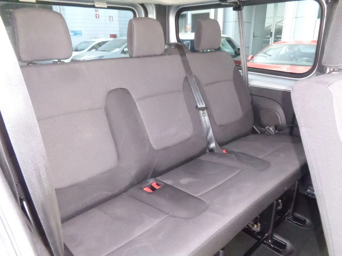 Nissan NV300 Furgone usata a Belluno (10)