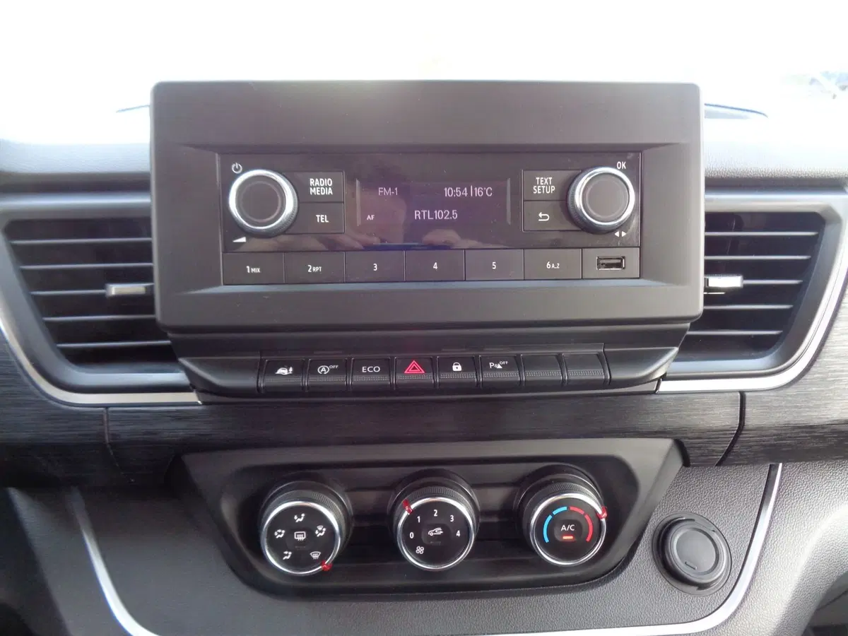 Nissan NV300 Furgone usata a Belluno (14)
