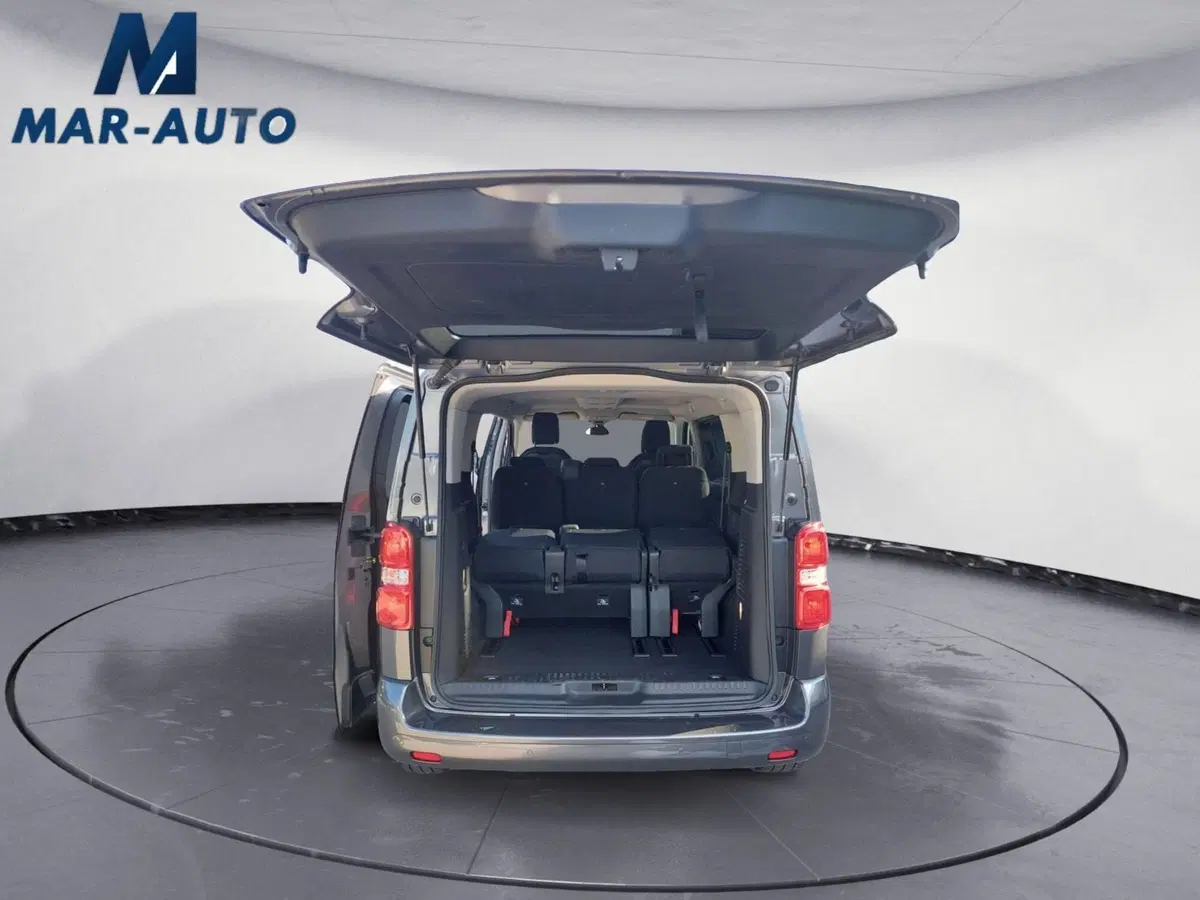 Peugeot Traveller usata a Treviso (16)