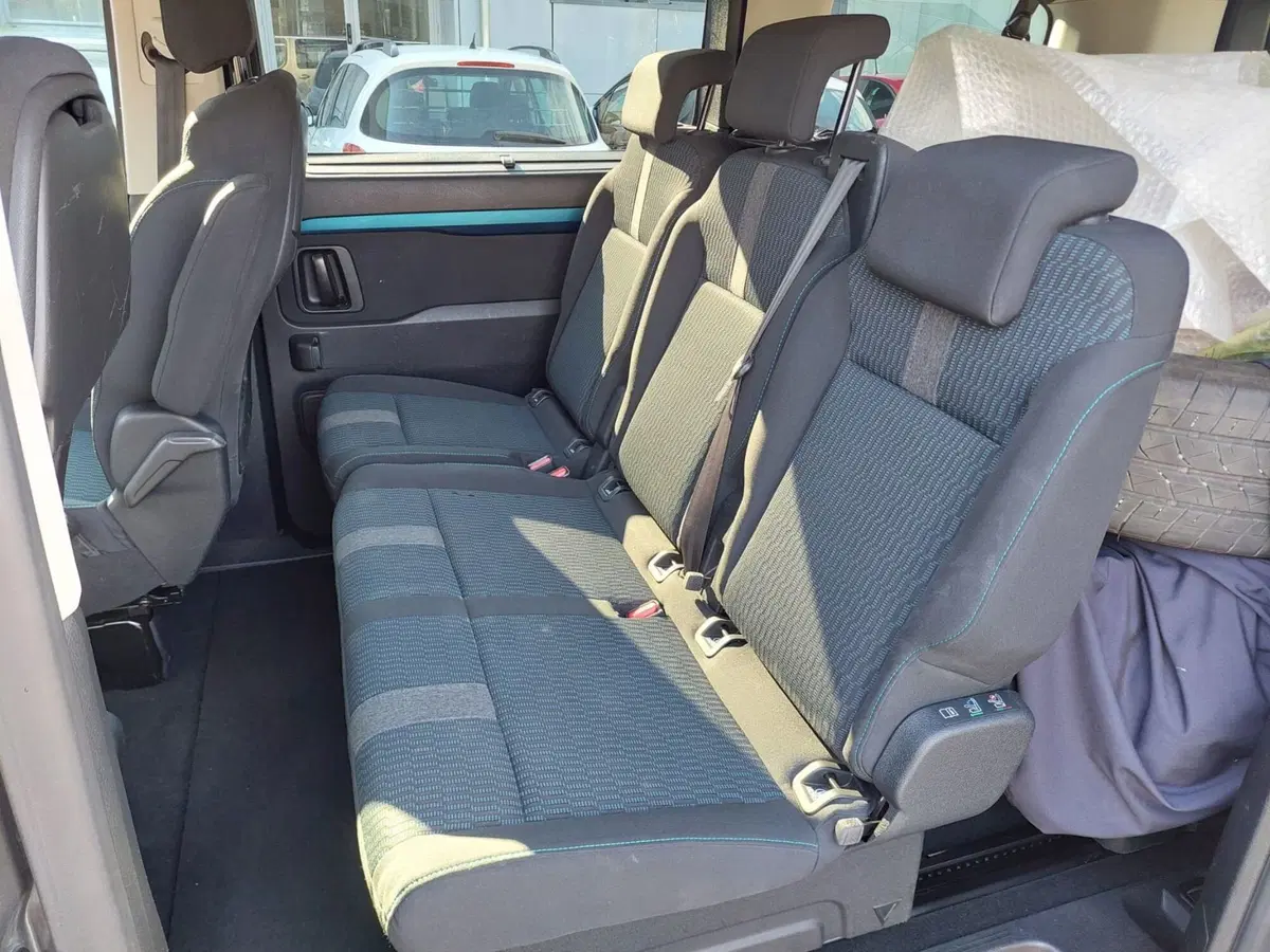 Peugeot Traveller usata a Treviso (8)