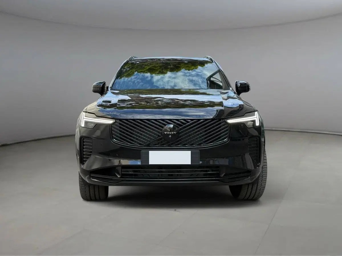 Volvo XC90 nuova a Palermo (4)