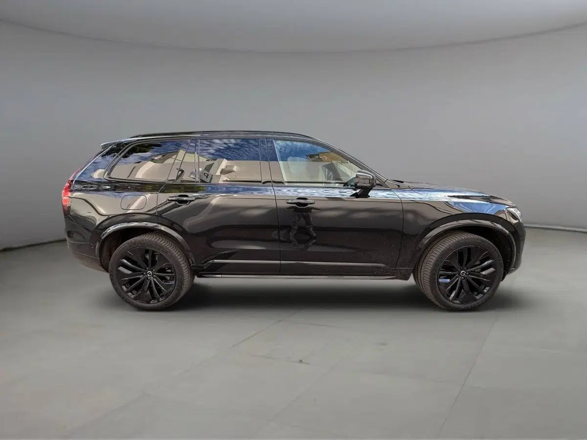 Volvo XC90 nuova a Palermo (9)