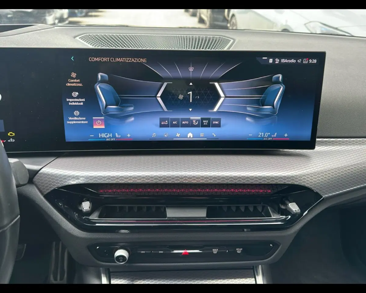 BMW Serie 3 Touring usata a Napoli (17)