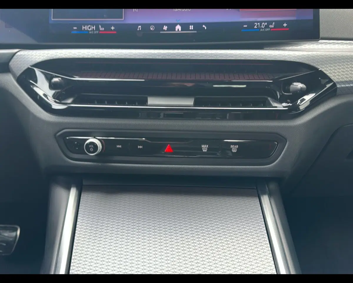 BMW Serie 3 Touring usata a Napoli (18)