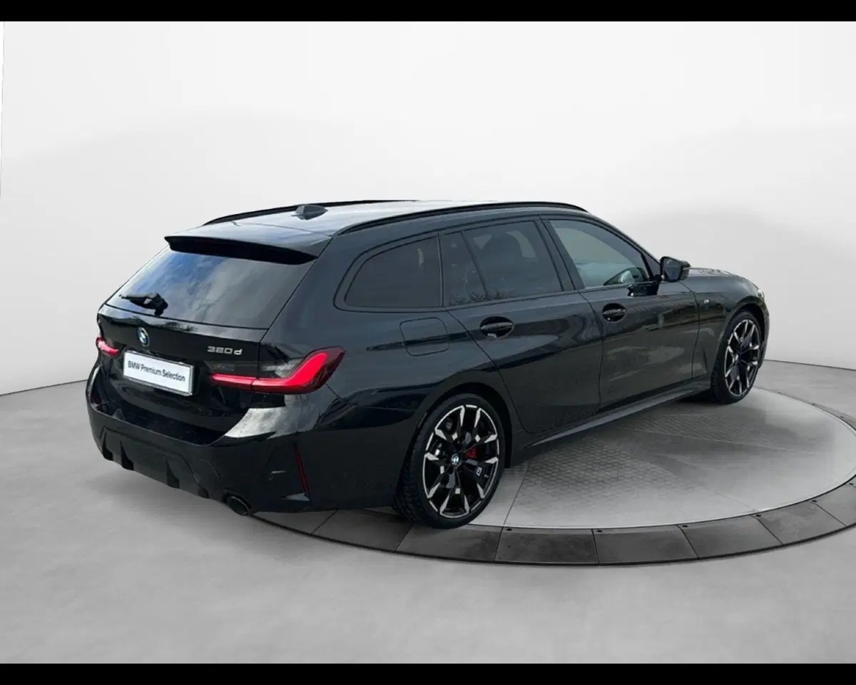 BMW Serie 3 Touring usata a Napoli (6)