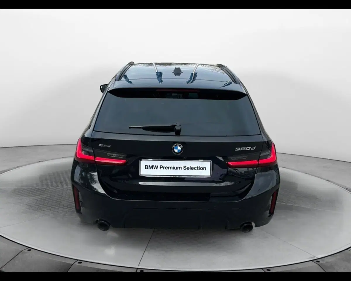 BMW Serie 3 Touring usata a Napoli (8)