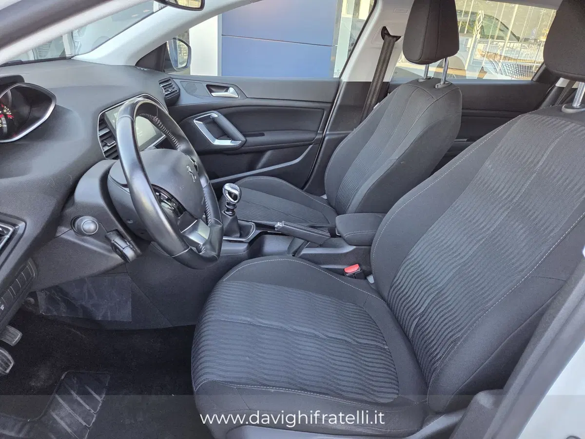 Peugeot 308 SW usata a Cremona (9)