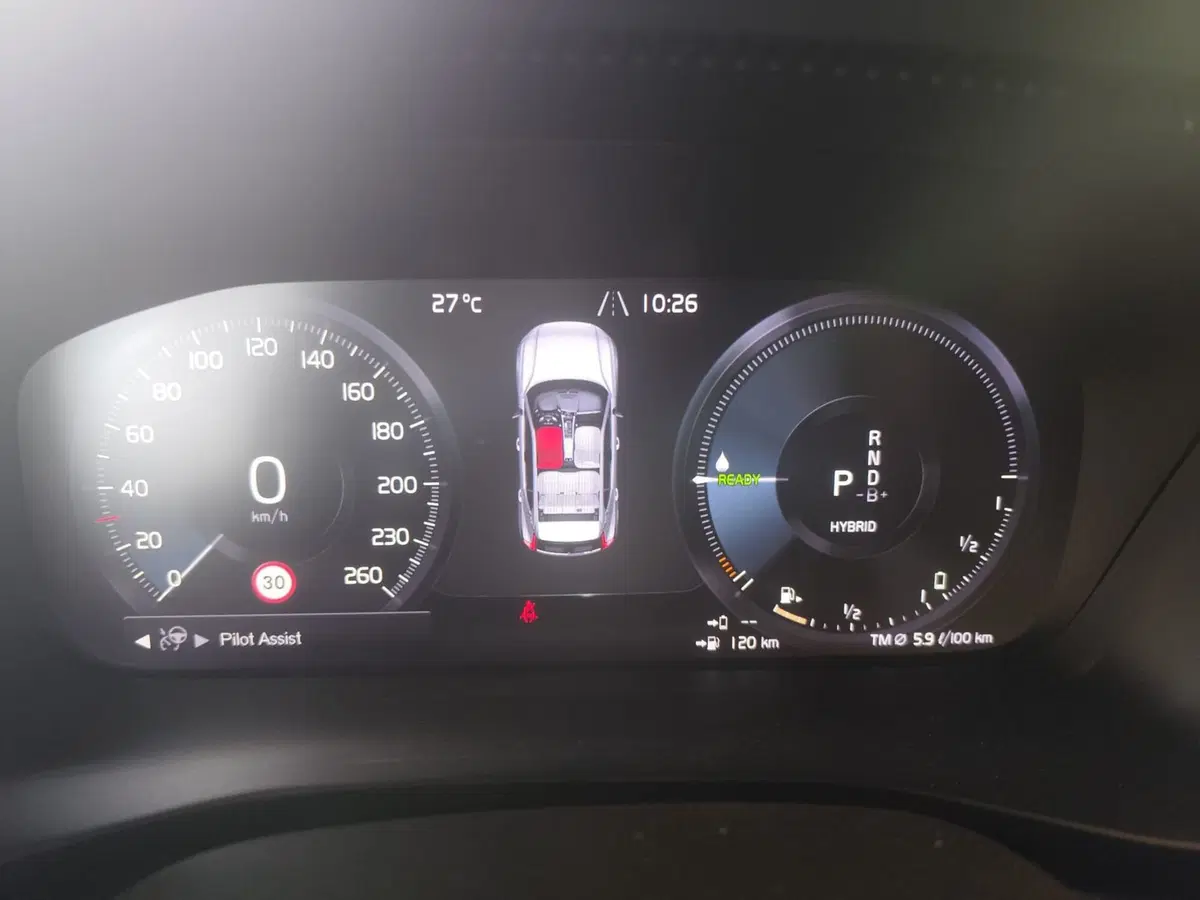 Volvo XC40 usata a Milano (20)