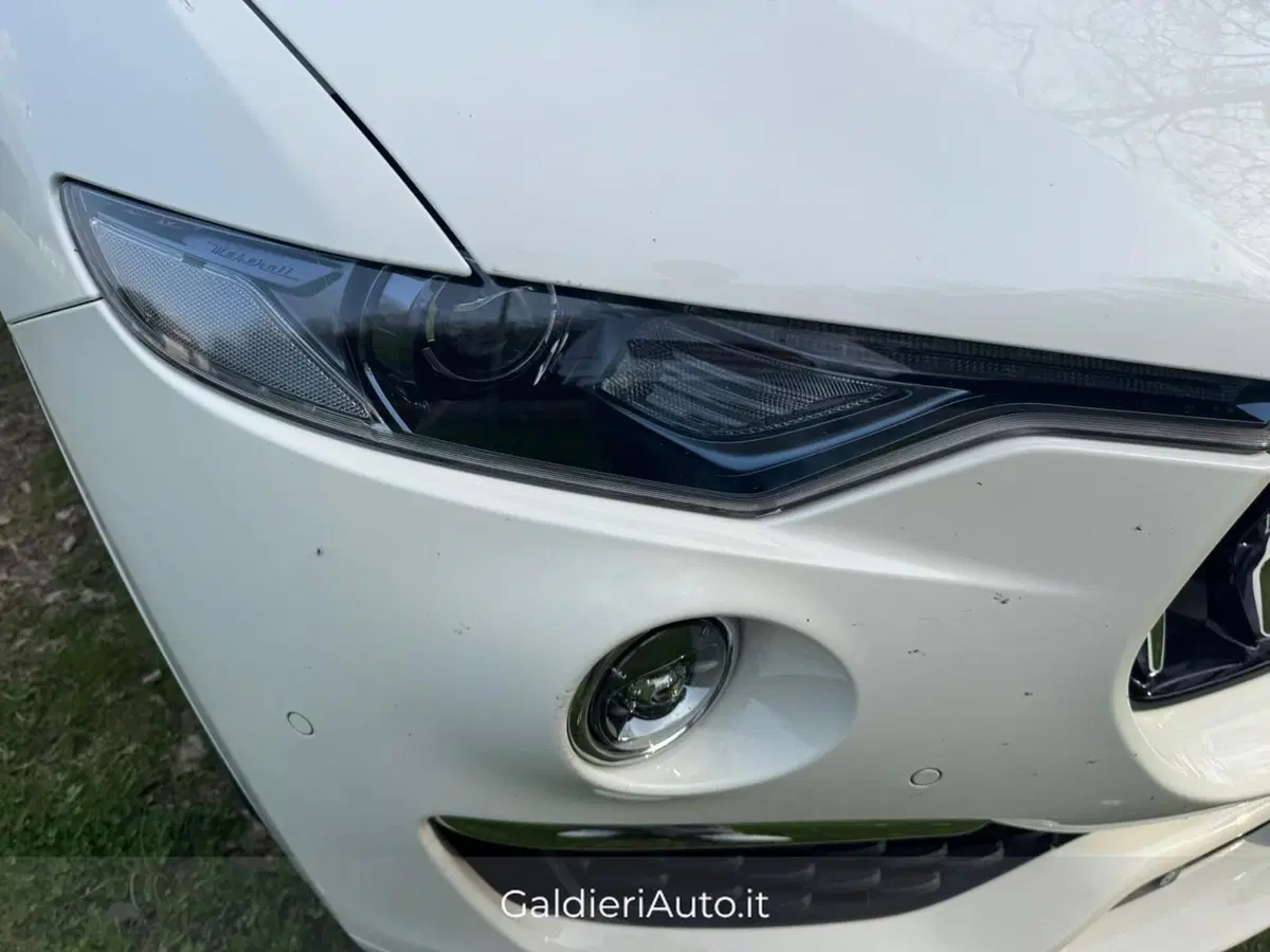 Maserati Levante usata a Salerno (13)
