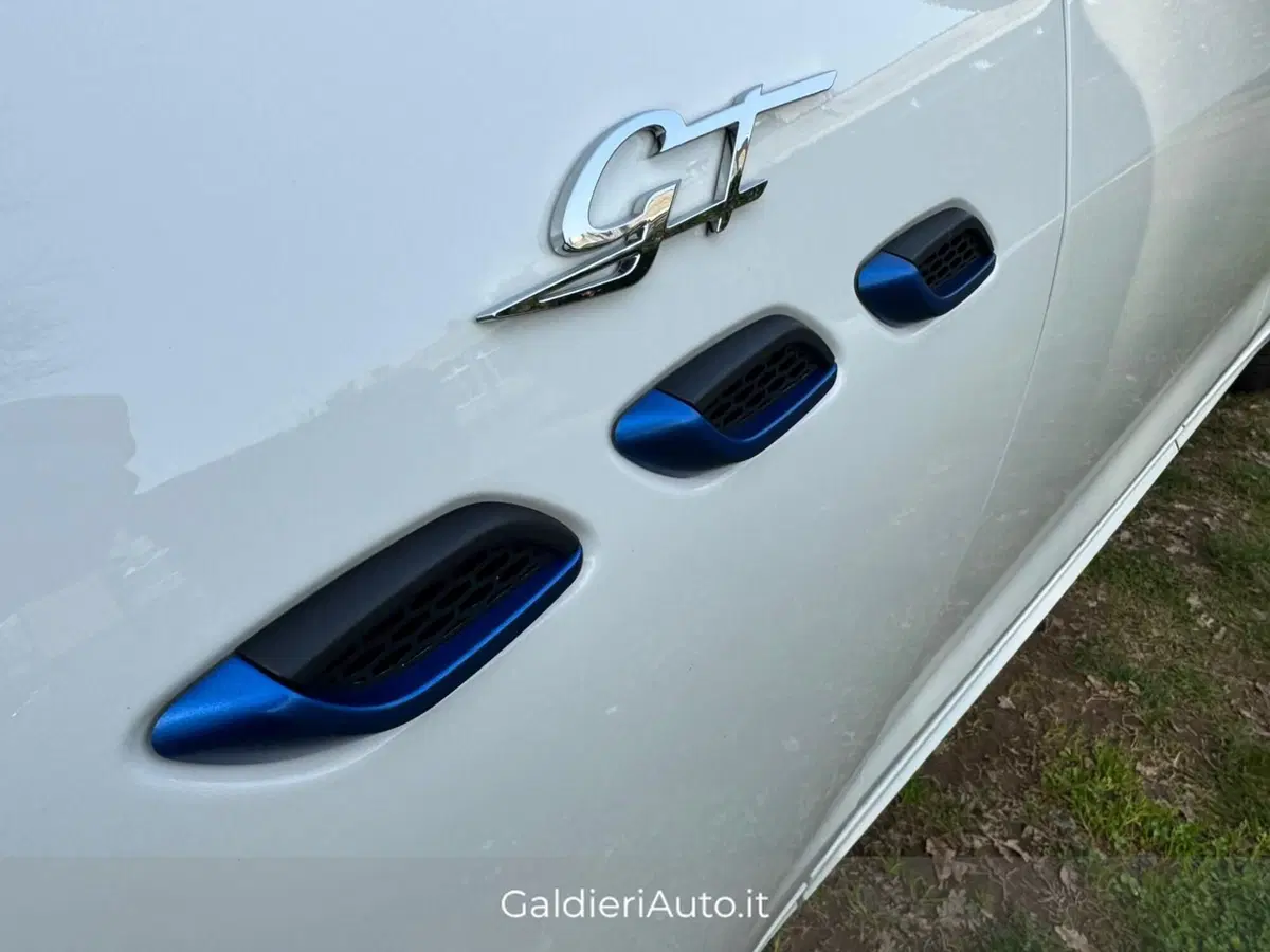 Maserati Levante usata a Salerno (14)