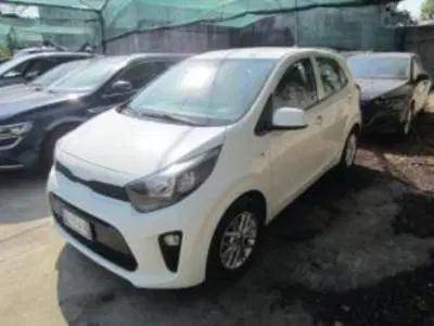 Kia Picanto 1.0 12V 5 porte AMT Urban del 2024 usata a Pescara