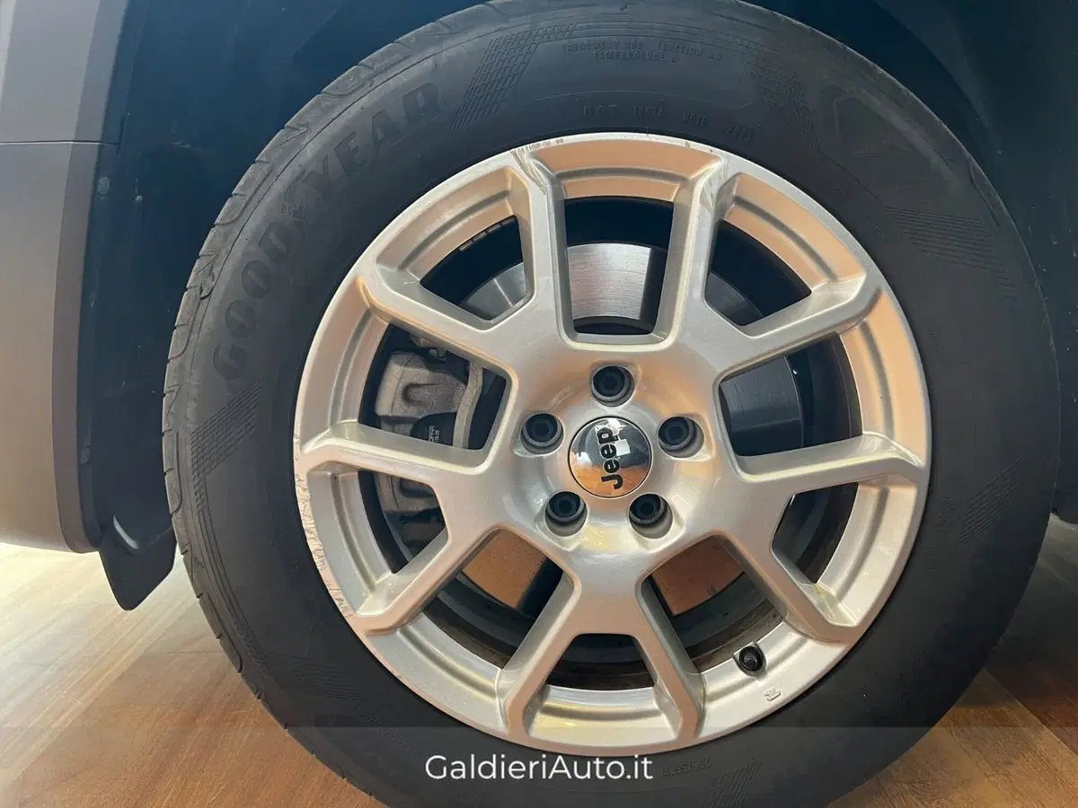 Jeep Renegade usata a Salerno (17)