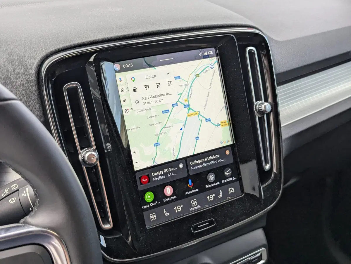 Volvo XC40 usata a Pescara (5)