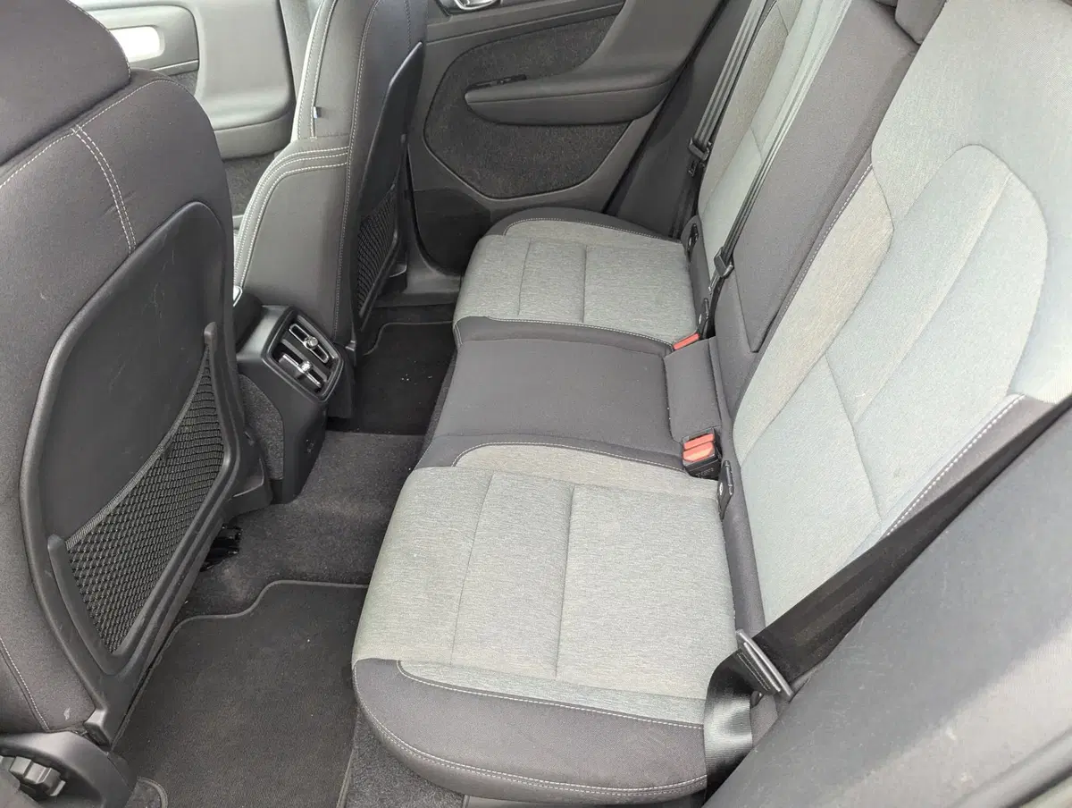 Volvo XC40 usata a Pescara (6)