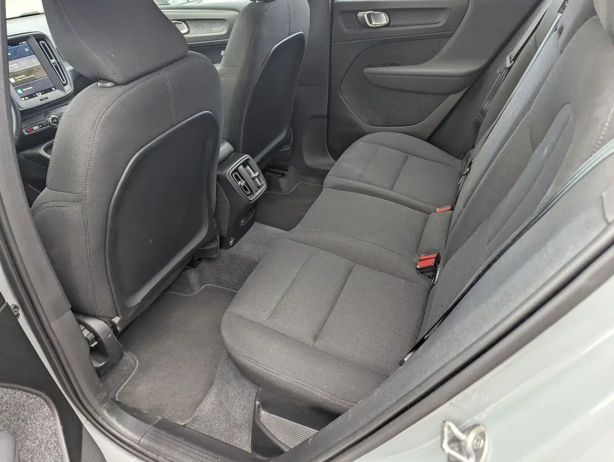 Volvo XC40 usata a Pescara (4)