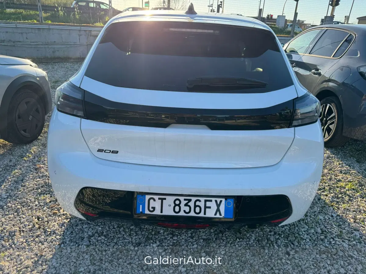Peugeot 208 usata a Salerno (10)