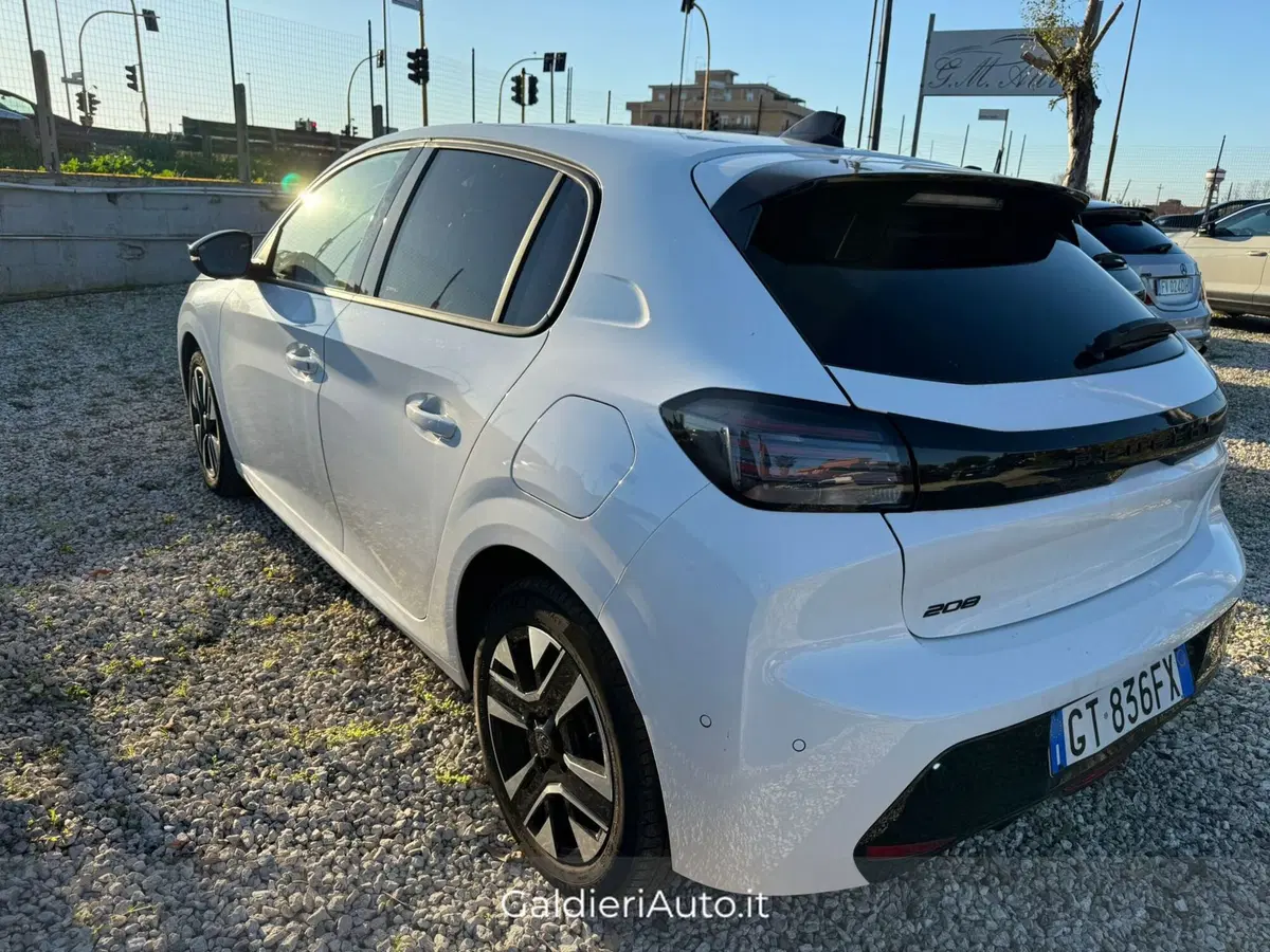 Peugeot 208 usata a Salerno (18)