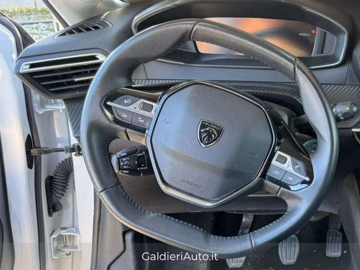 Peugeot 208 usata a Salerno (3)
