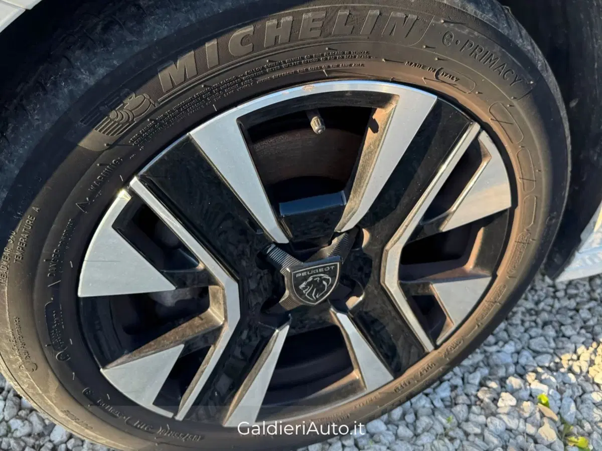 Peugeot 208 usata a Salerno (7)