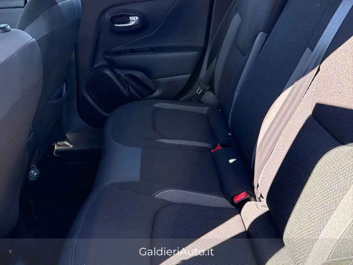 Jeep Renegade usata a Salerno (13)