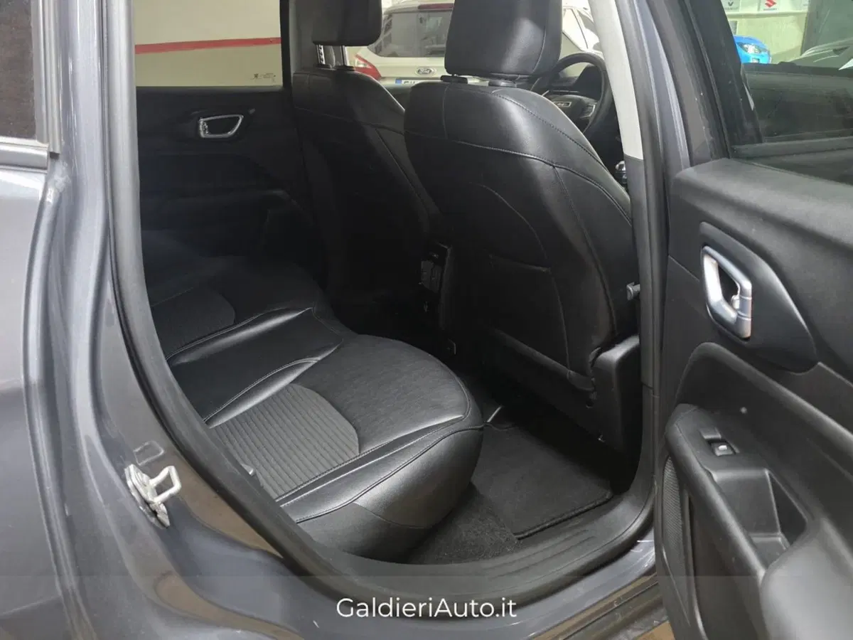 Jeep Compass usata a Salerno (12)
