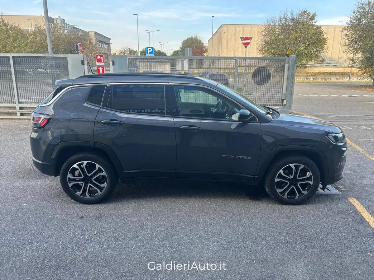 Jeep Compass usata a Salerno (18)